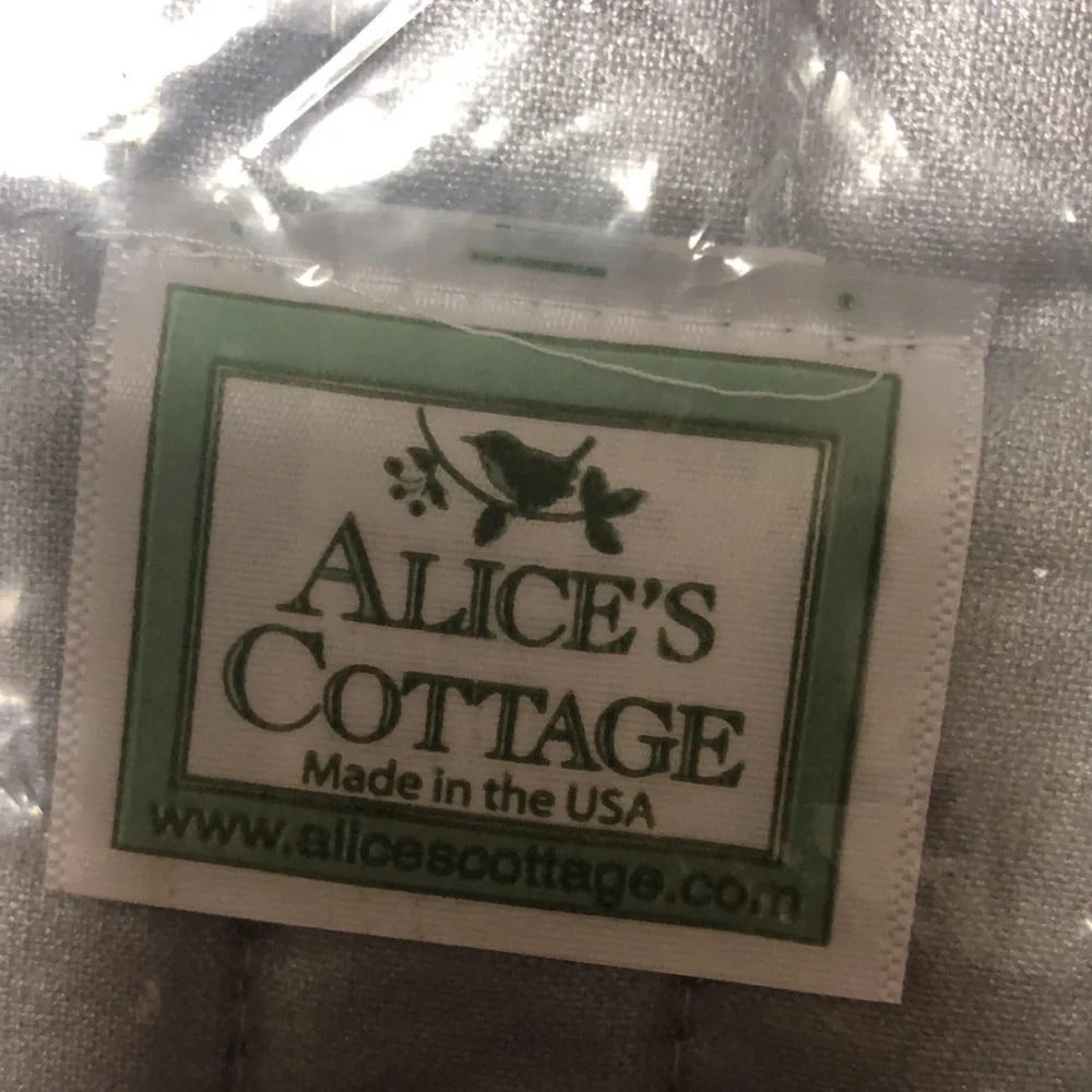 Alice’s Cottage Fall Autumn Potholder